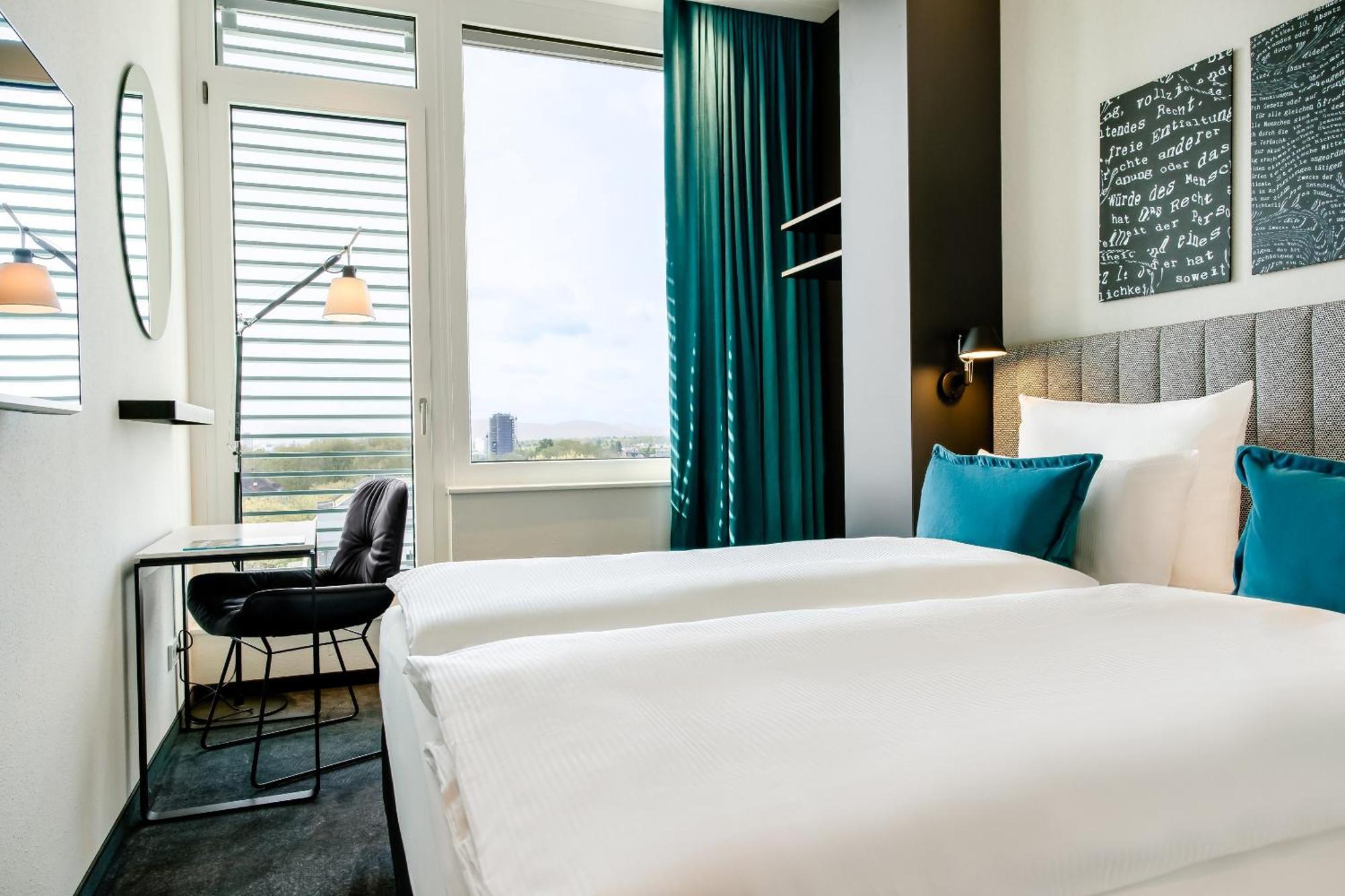 Motel One Карлсруе Екстер'єр фото