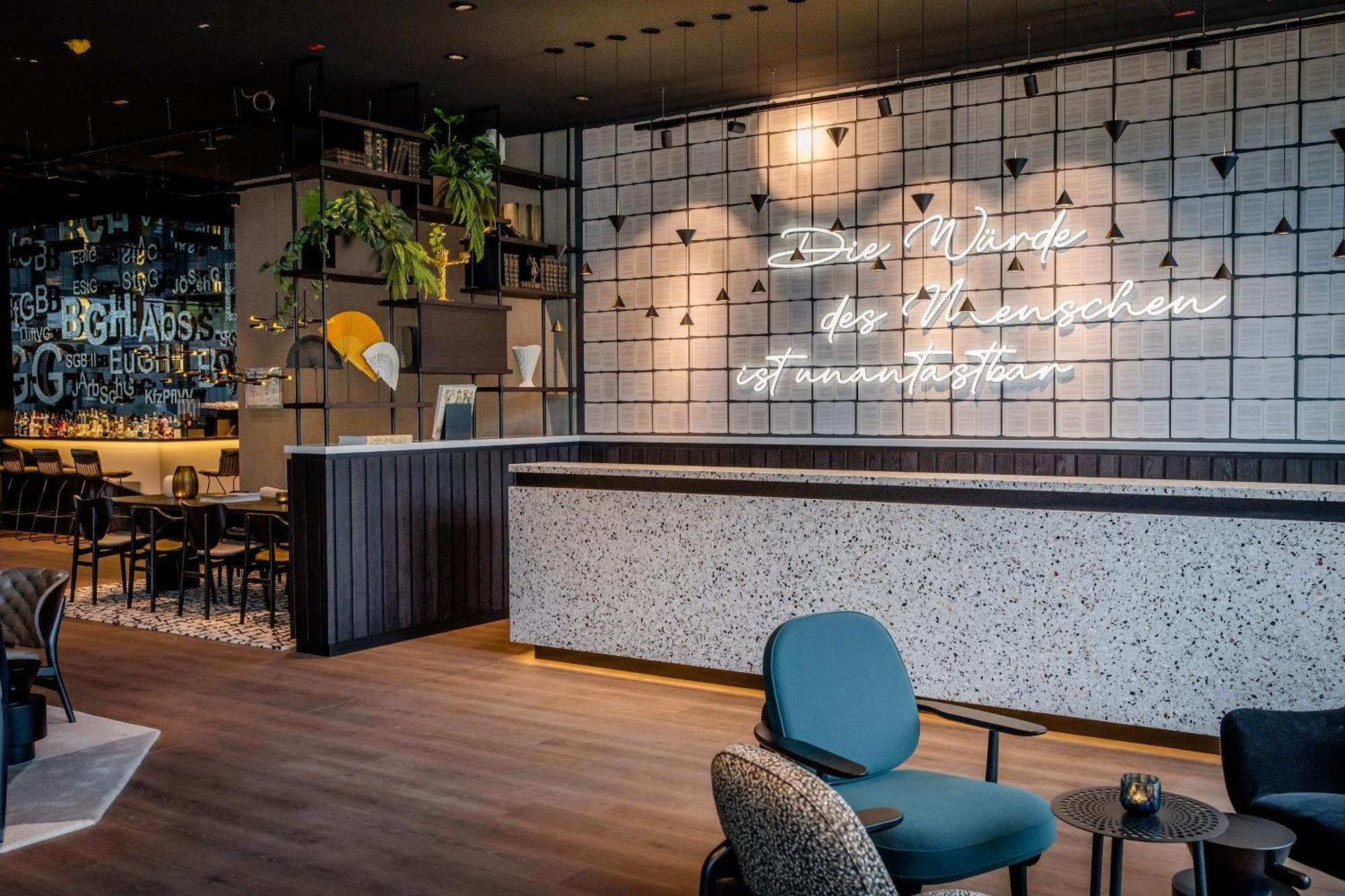 Motel One Карлсруе Екстер'єр фото