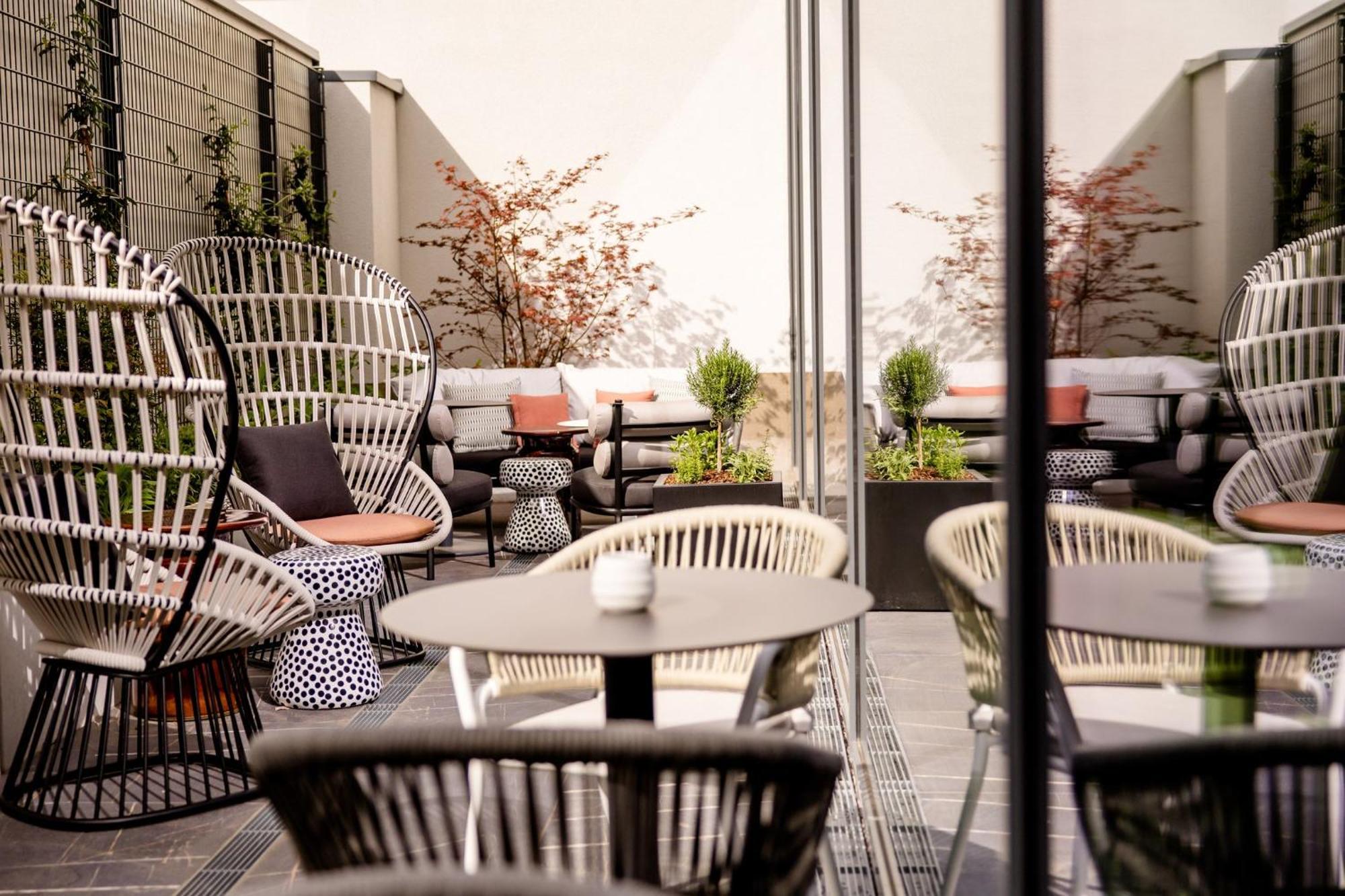 Motel One Карлсруе Екстер'єр фото